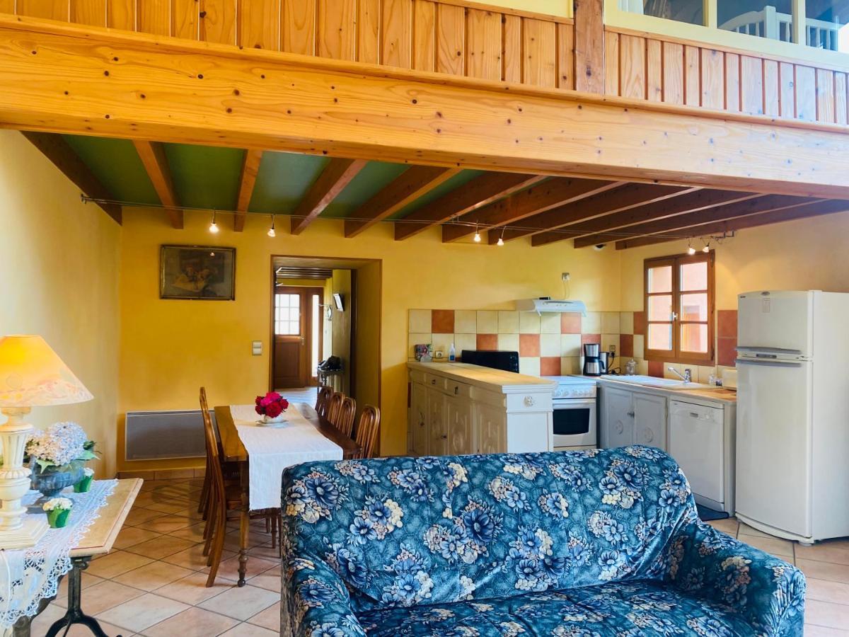 Gite Elevage De La Terrasserie Escoutoux Esterno foto