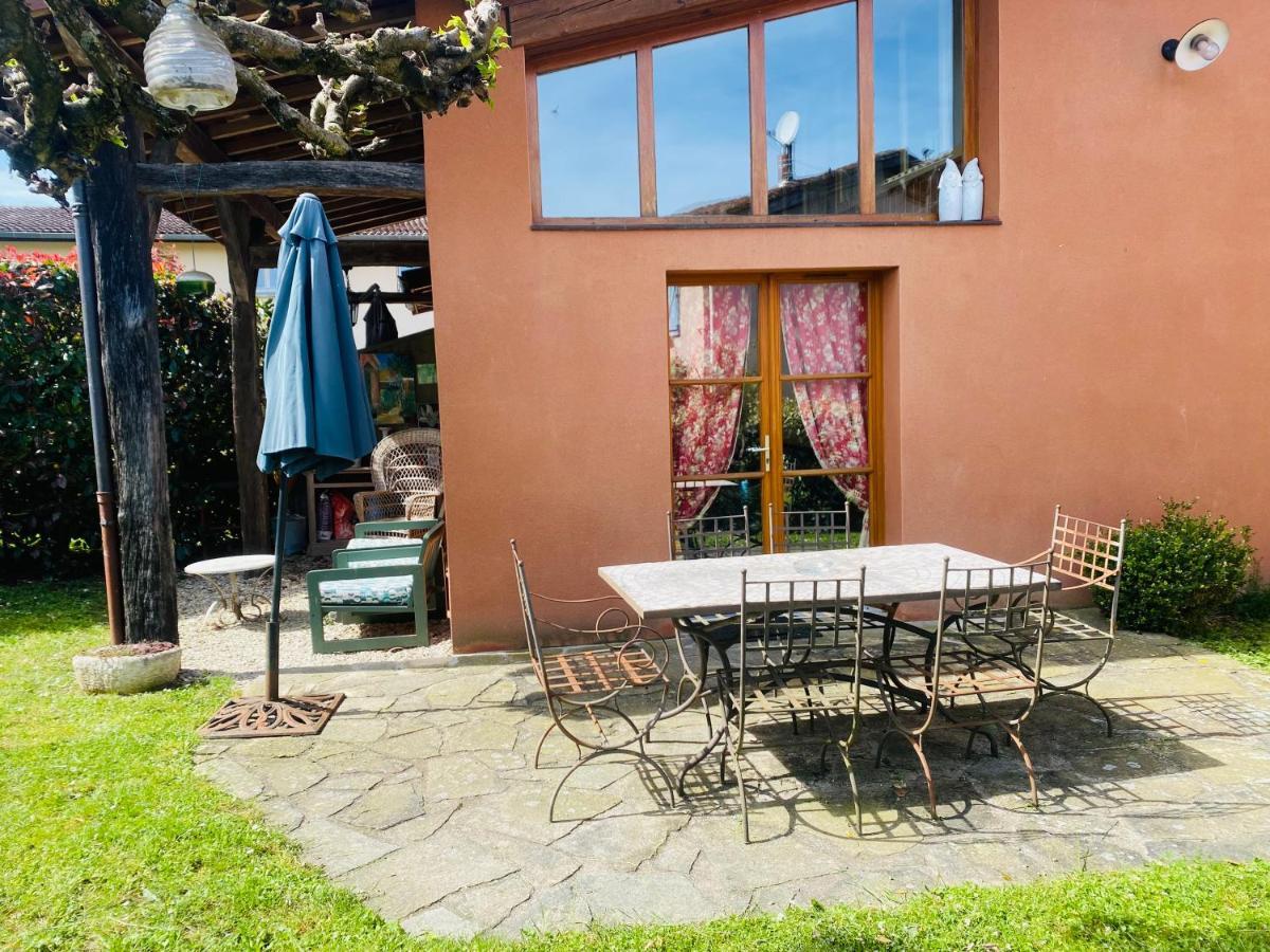 Gite Elevage De La Terrasserie Escoutoux Esterno foto