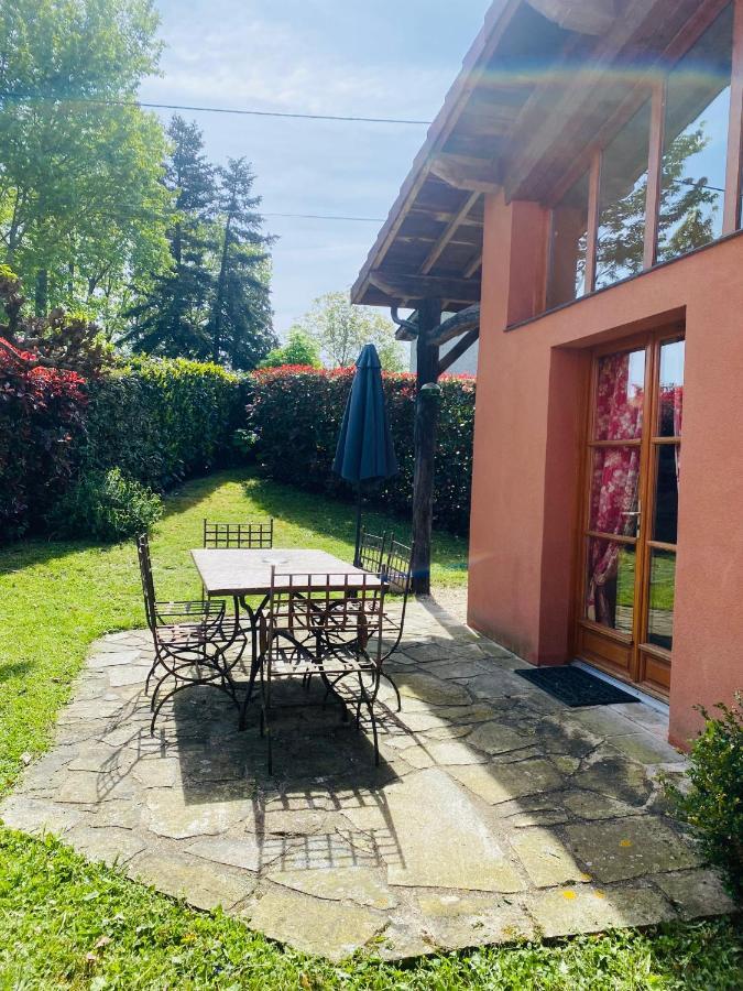 Gite Elevage De La Terrasserie Escoutoux Esterno foto